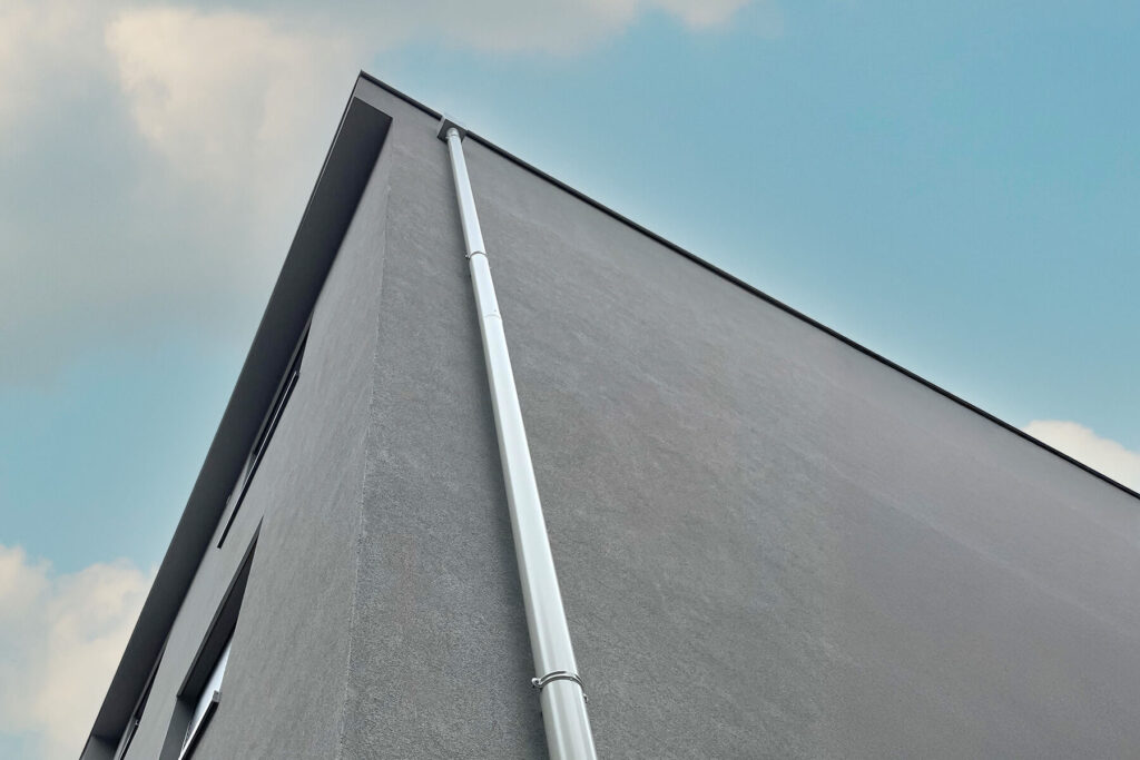 Dettaglio esterno dello Studentato Reunion