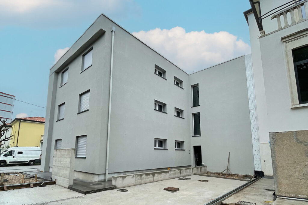 Esterno dello Studentato, quasi completato
